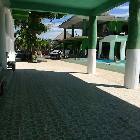 Tortugas Place Hotel Y Bungalos Монтеррико Екстер'єр фото