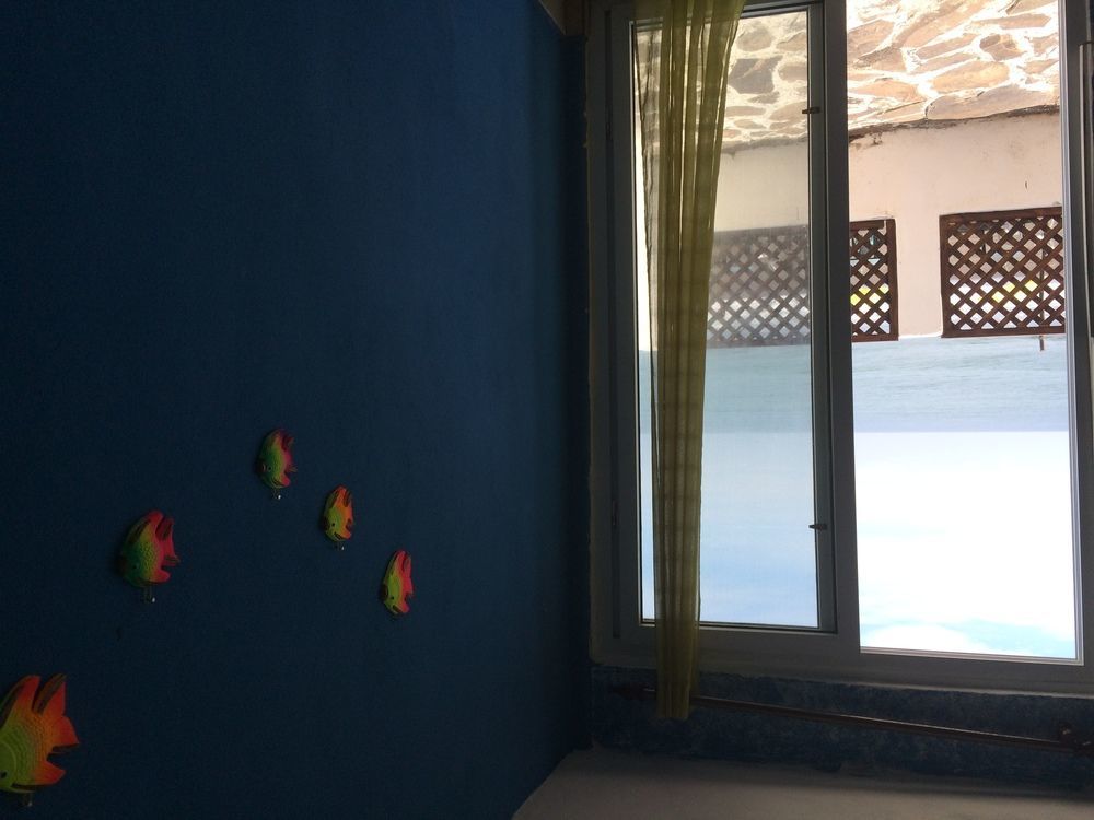 Tortugas Place Hotel Y Bungalos Монтеррико Екстер'єр фото